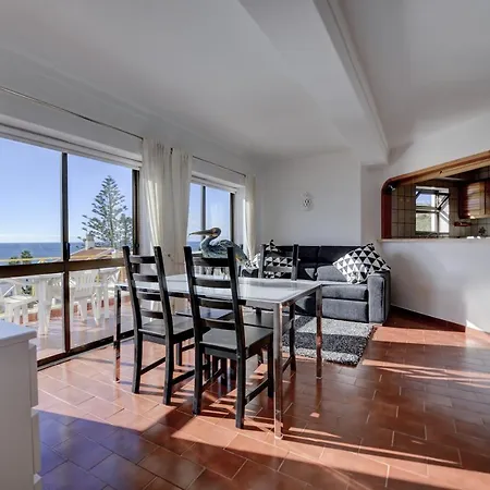 Ocean Front Apartman Luz